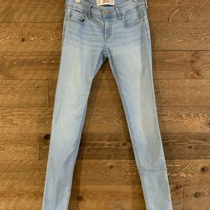 Hollister super skinny jeans